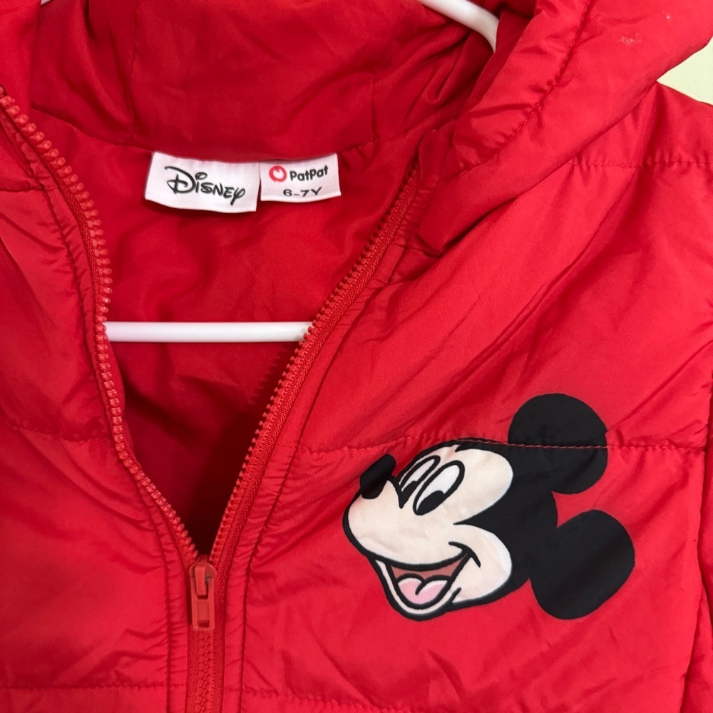NEW Disney Red Mickey Mouse puffer Jacket unisex - Picture 4 of 8